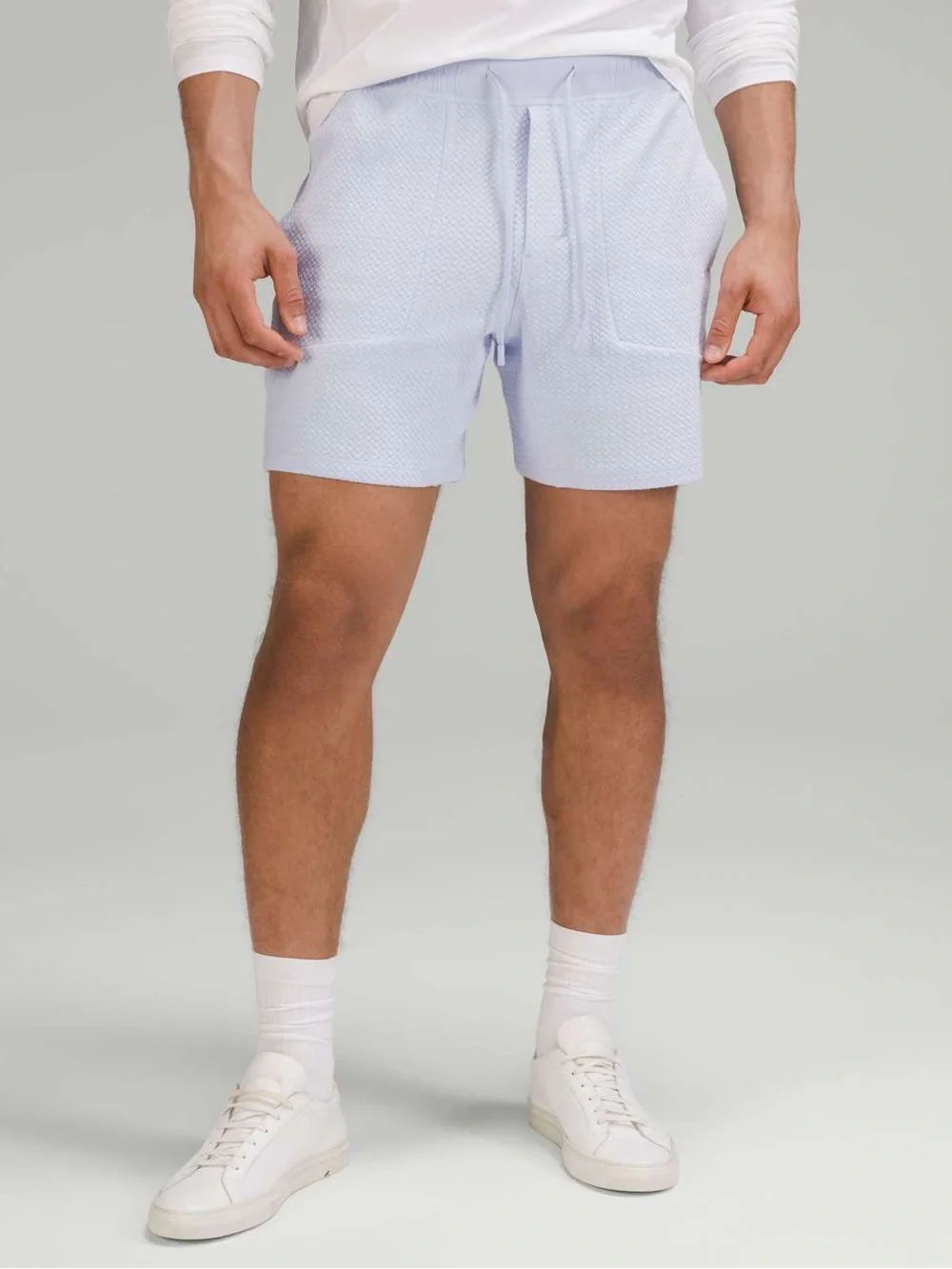Men’s Lululemon At Ease 7” shorts in pastel blue